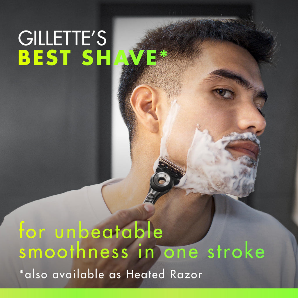 Razor with 1 Handle and 4 Blade Refills J650581