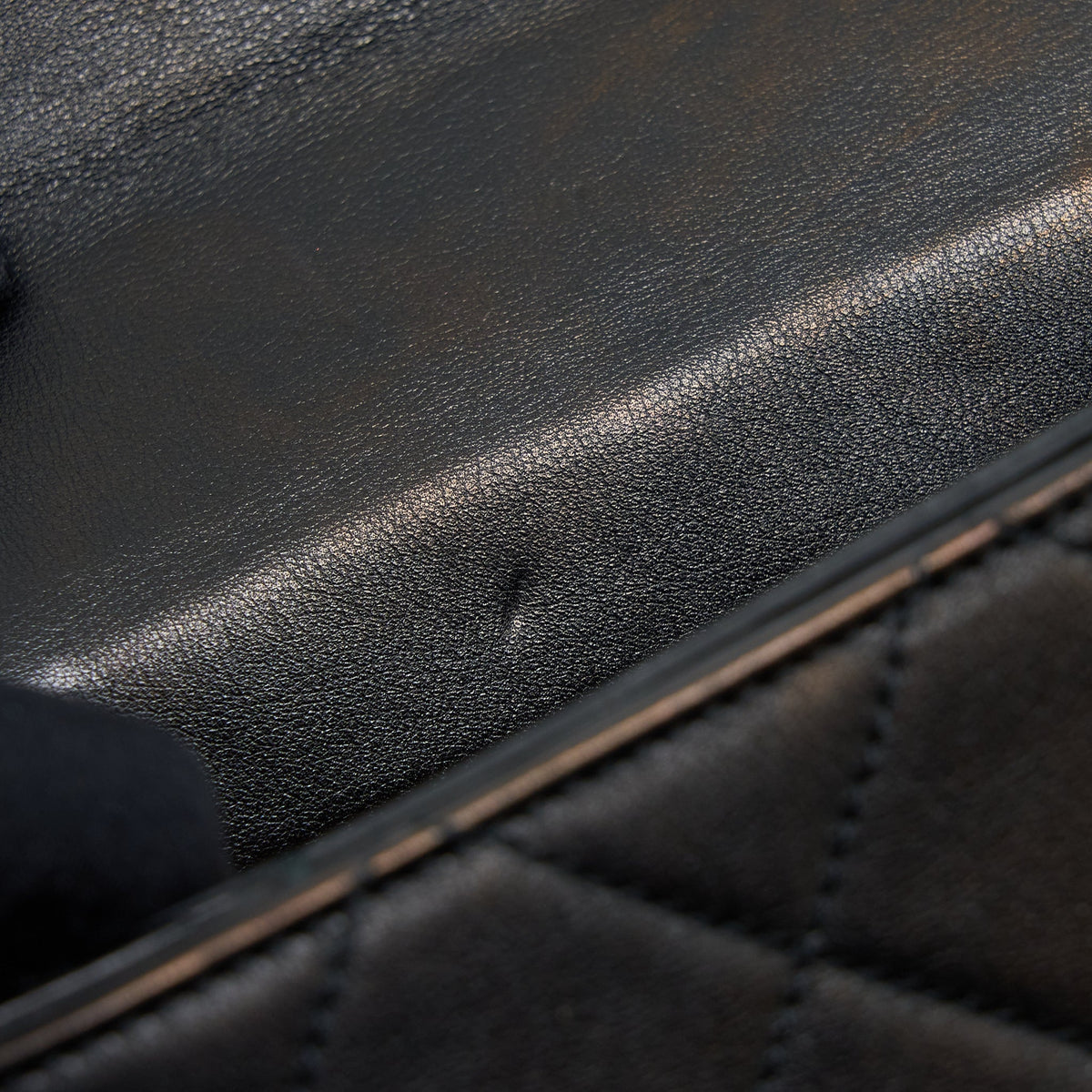 21S MOON MESSENGER BAG CALFSKIN BLACK GHW